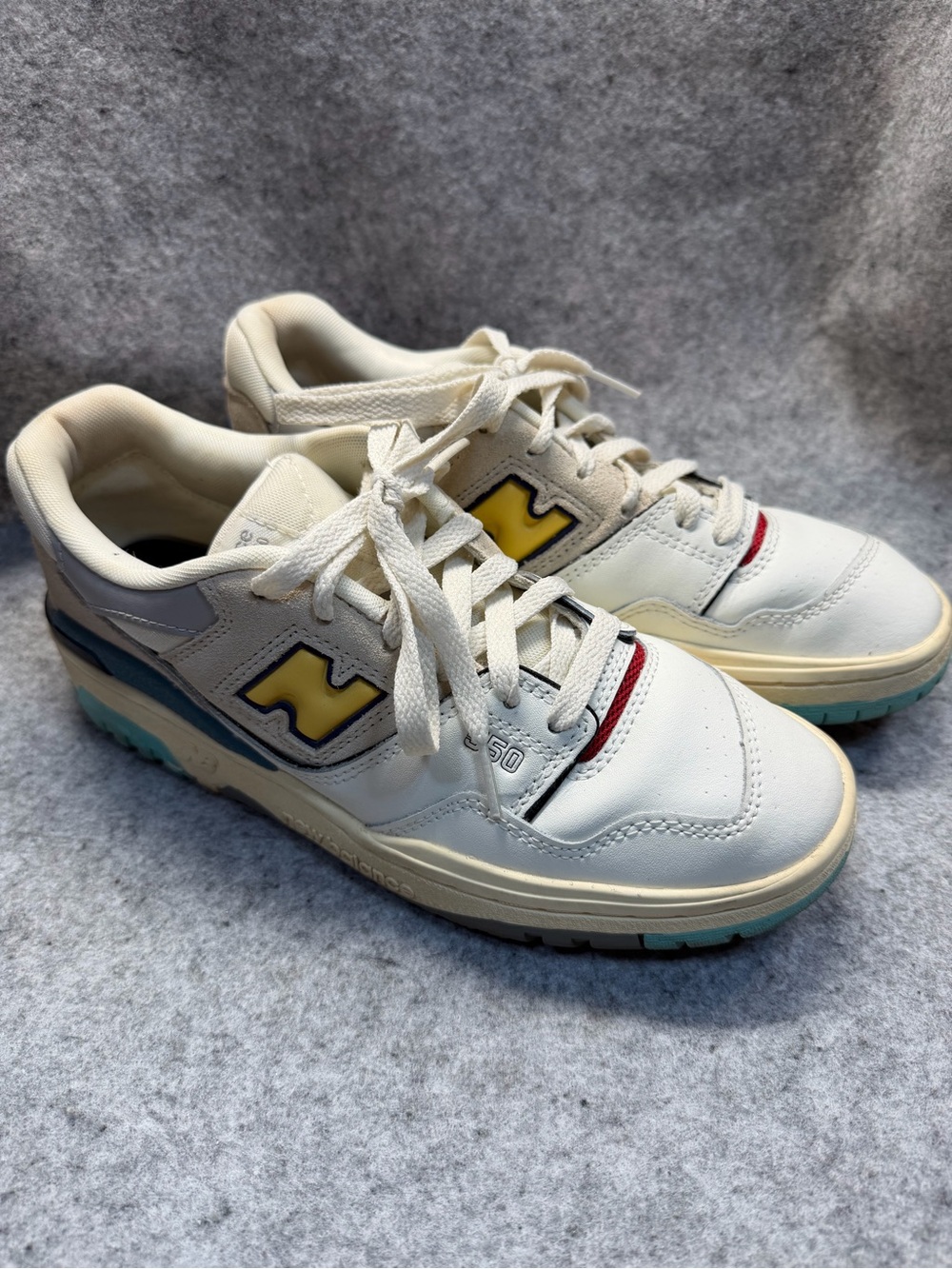 New Balance 550 sea salt yellow 6.5